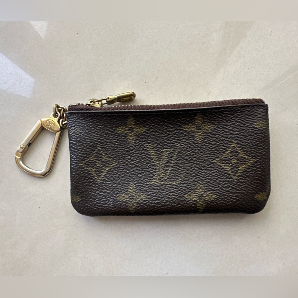 Louis Vuitton Keychain Wallet